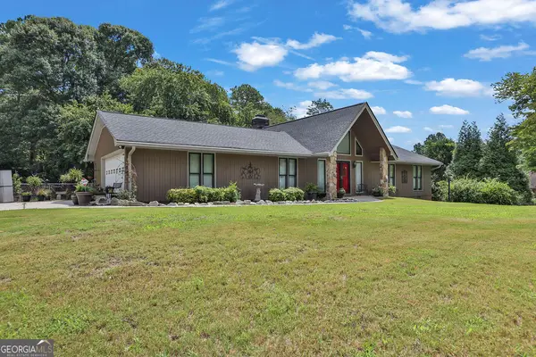 2184 Valley Creek Circle, Snellville, GA 30078