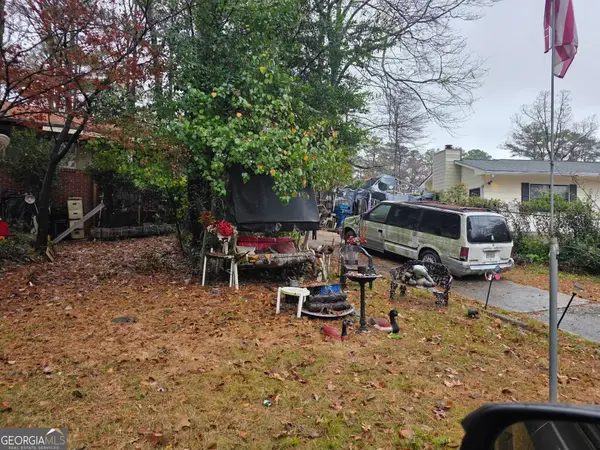 1215 Stoneham Court, Atlanta, GA 30349