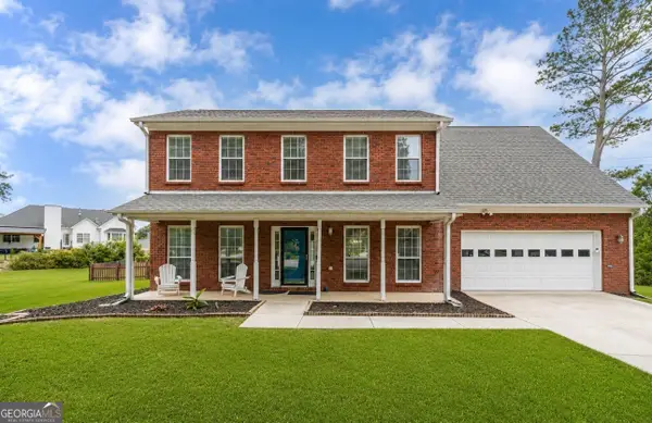 2990 Meadow Gate Way, Loganville, GA 30052