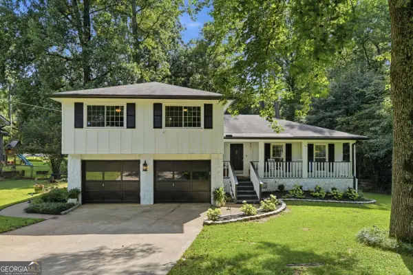451 Little John Drive Nw, Lilburn, GA 30047