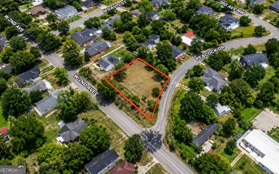905 Peacock Drive, Albany, GA 31701 - #3