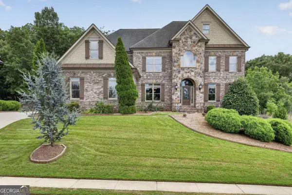 4219 Sierra Creek Drive, Hoschton, GA 30548
