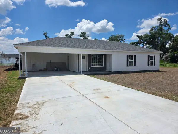 42 Fourth Avenue, Hazlehurst, GA 31539