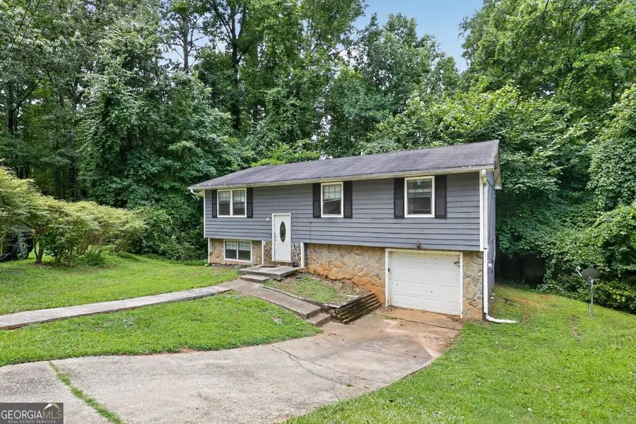 6108 Cherokee Valley Way, Lithonia, GA 30058 - #3