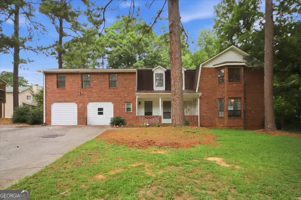 2498 Robinhood Drive, Ellenwood, GA 30294