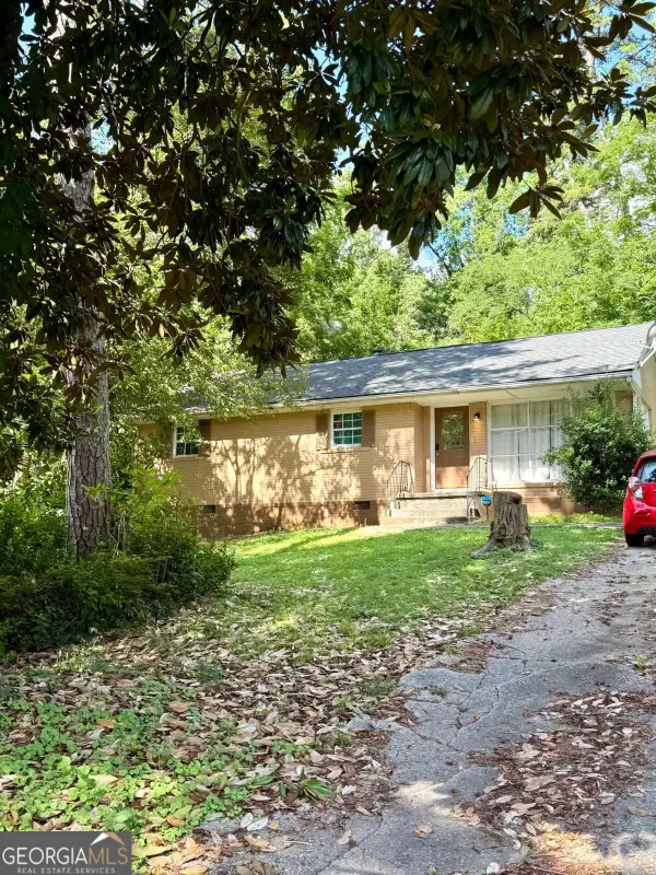 2331 Scotty Circle, Decatur, GA 30032