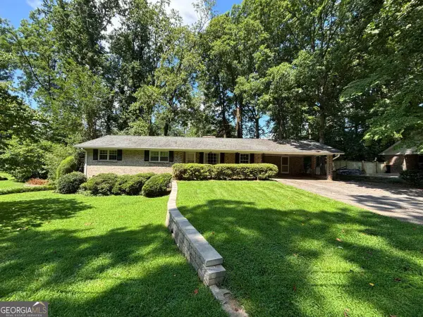 660 Grove Parkway Se, Marietta, GA 30067