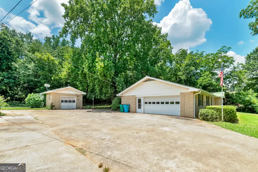 1318 E Lake Road, McDonough, GA 30252 - #3