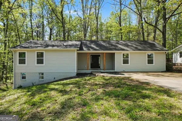 3165 Beaver Drive, Douglasville, GA 30135