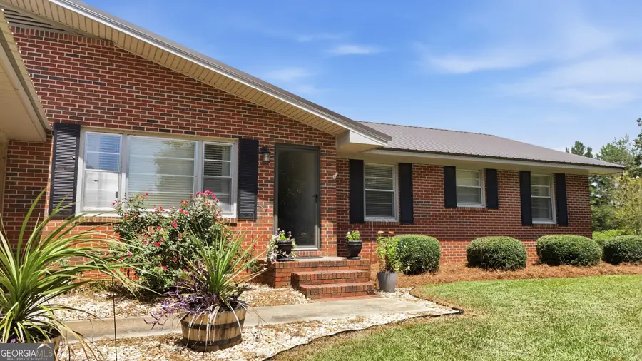 420 W Ashley Street, Rebecca, GA 31783 - #3