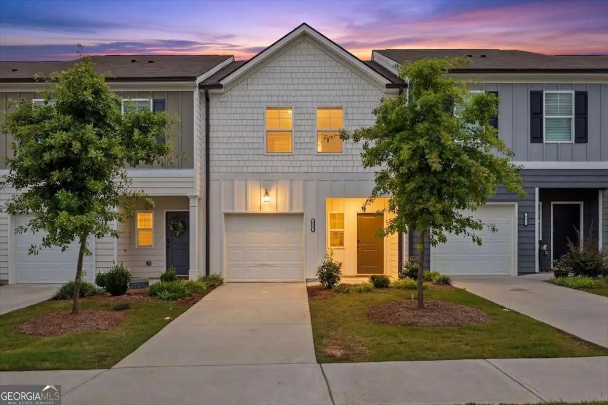 209 Buckingham Lane, Hoschton, GA 30548 - #1