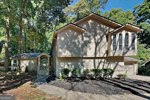 2293 Chimney Springs Drive, Marietta, GA 30062