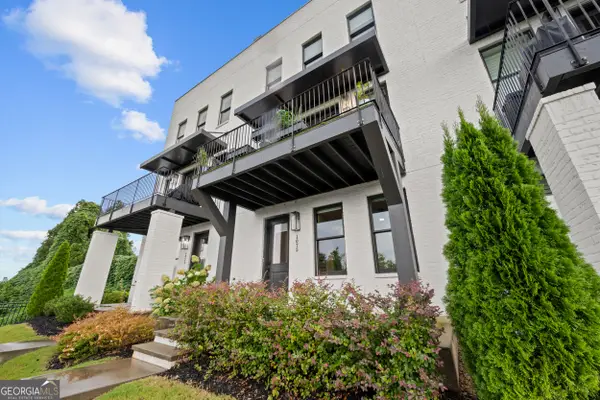 1075 Robert Smalls Way, Atlanta, GA 30318