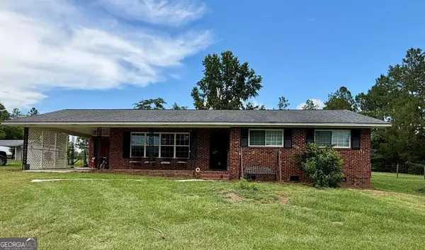 57 Lakeside Drive, Tifton, GA 31793