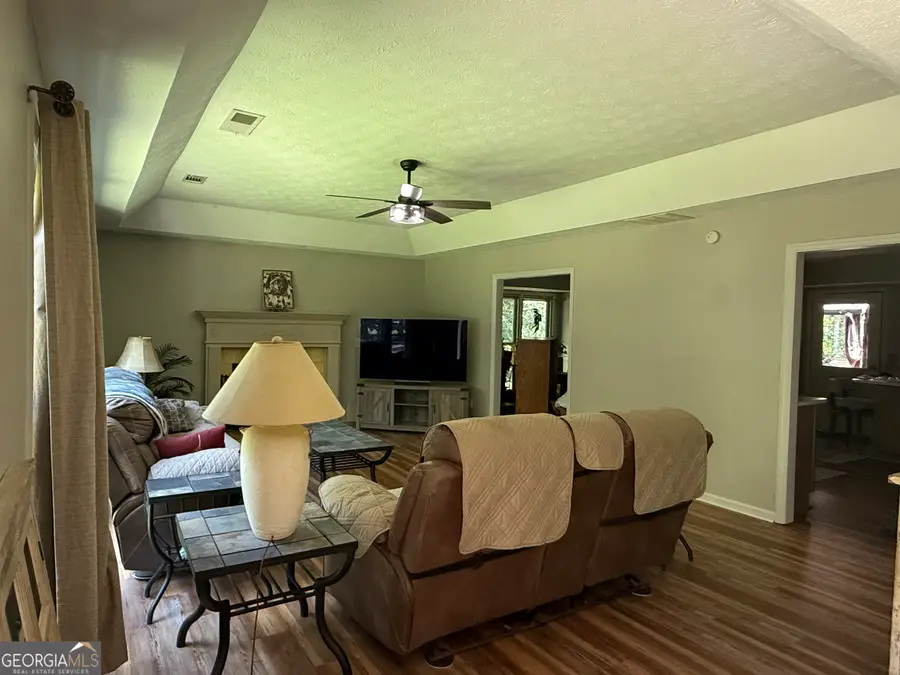145 London Lane, Sharpsburg, GA 30277 - #3