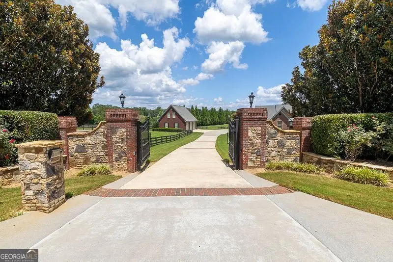 4740 Jim Hood Road, Gainesville, GA 30506 - #3