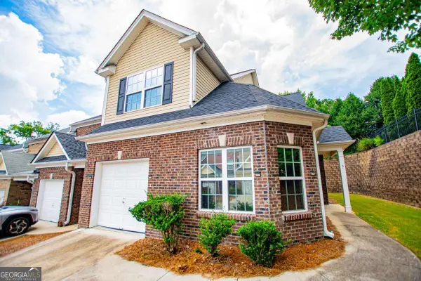 141 Mill Pond Xing B5, Carrollton, GA 30116