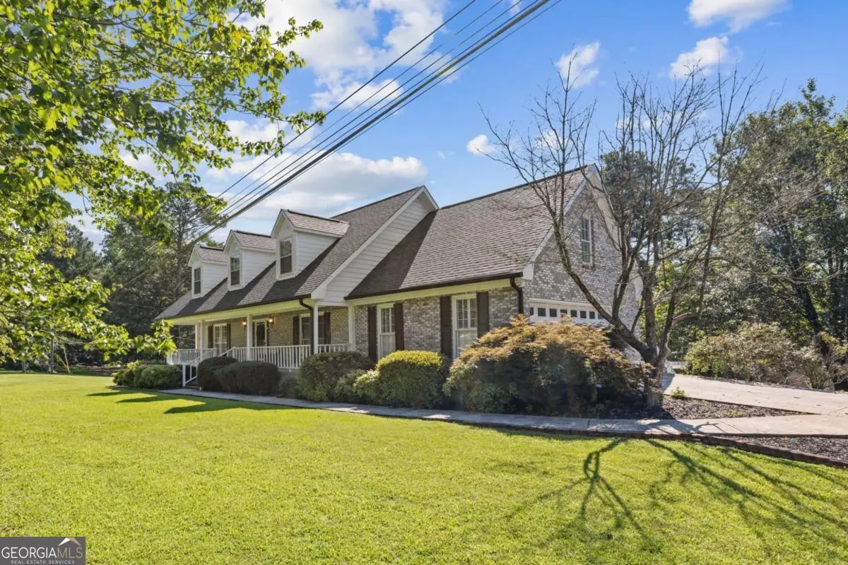 3906 Laurens Lane, Snellville, GA 30039 - #1