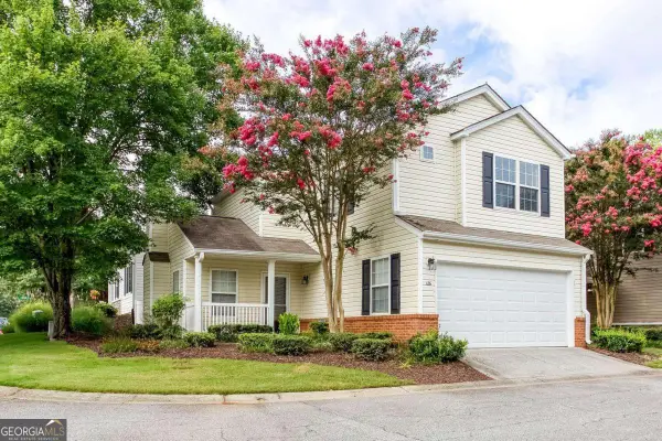 126 W Oaks Place, Woodstock, GA 30188