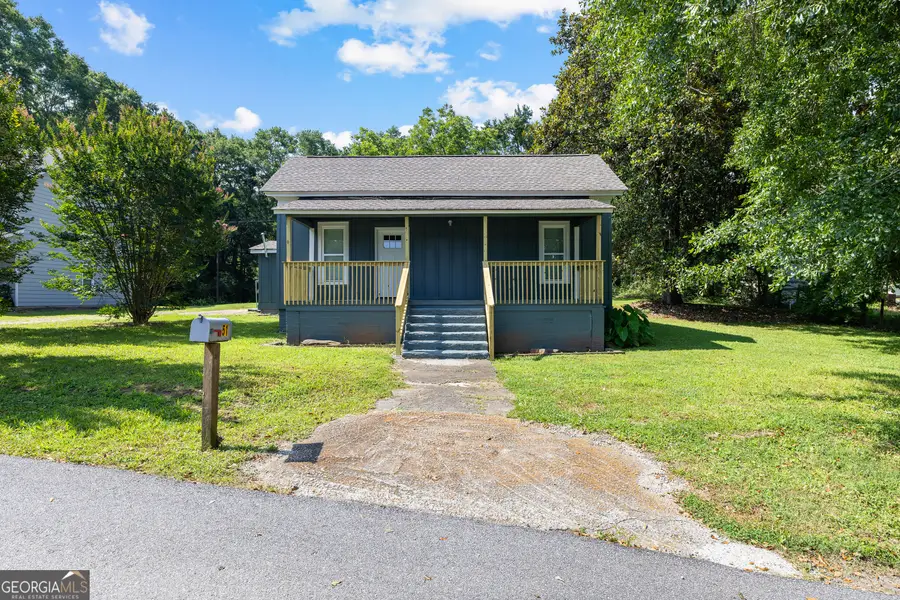 51 E Jones Street, Newnan, GA 30263 - #2