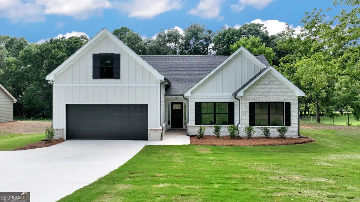 422 Myles Way, Winder, GA 30680 - #1
