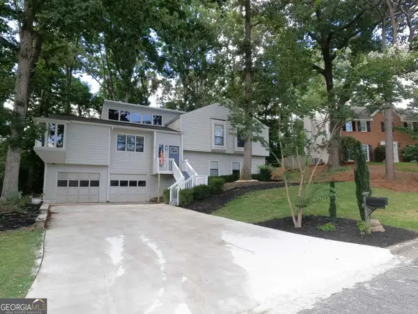 510 Wood Valley Trace, Roswell, GA 30076