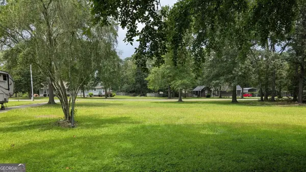77 Spring Valley Drive, Hawkinsville, GA 31036
