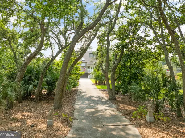 207 Military Road, St. Simons, GA 31522