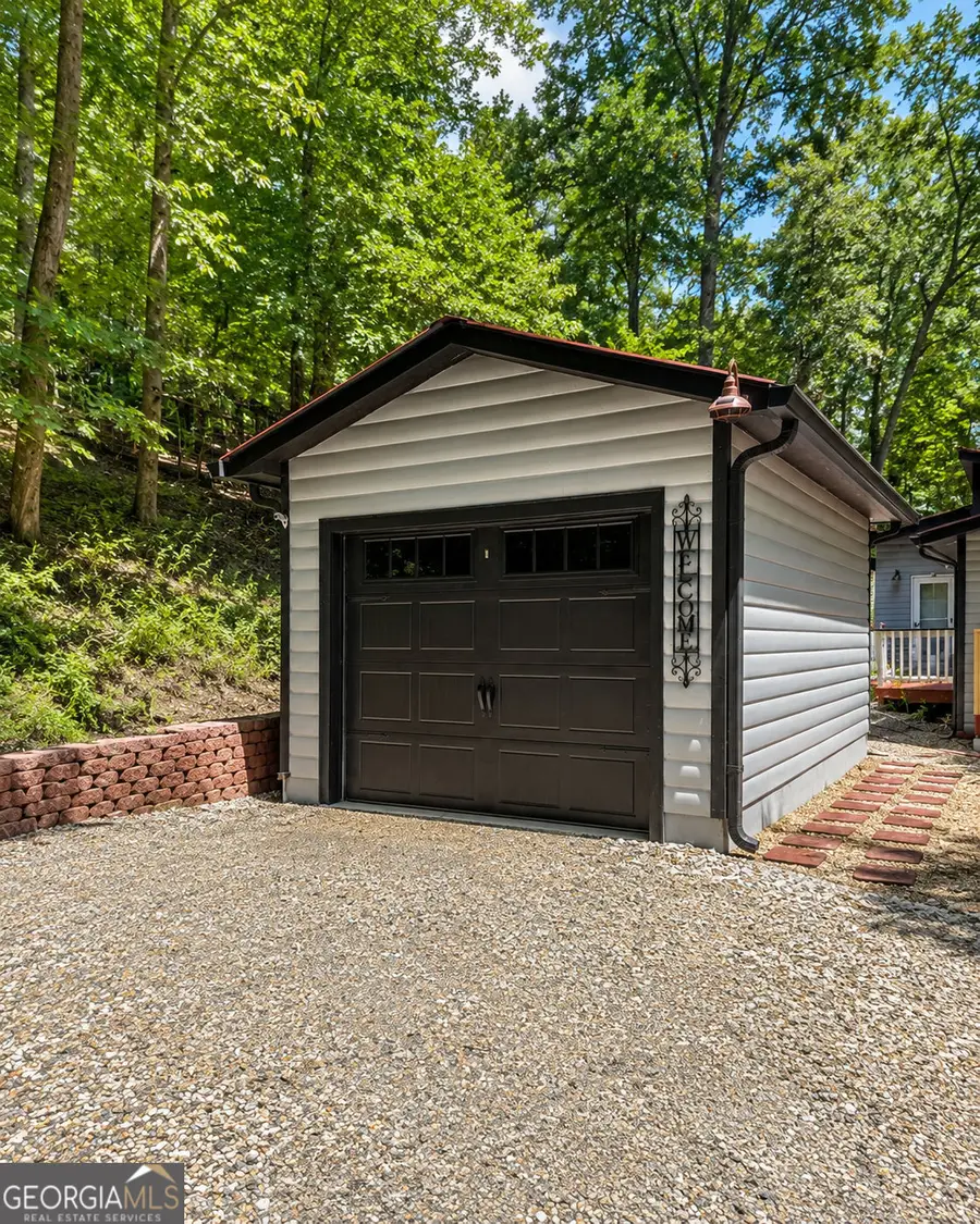 2261 Paradise Valley Road, Cleveland, GA 30528 - #2