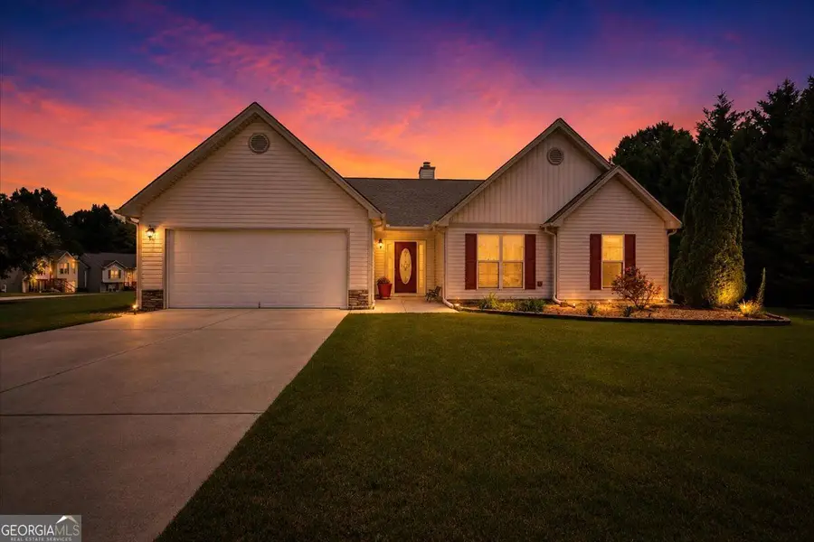 1411 Silvergate Way, Winder, GA 30680 - #2