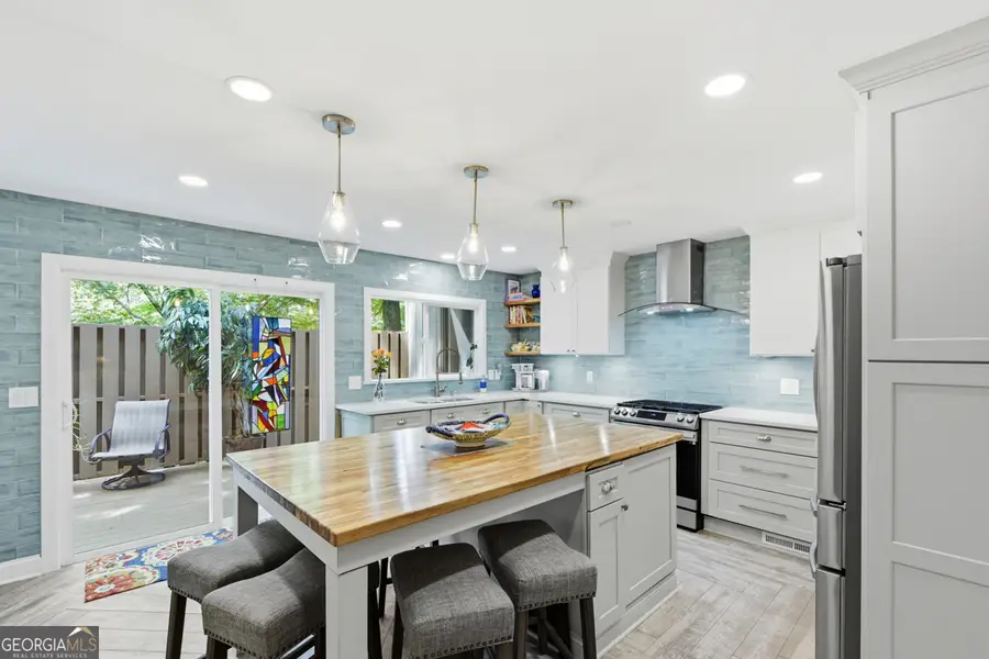 270 Lakeview Ridge W, Roswell, GA 30076 - #2