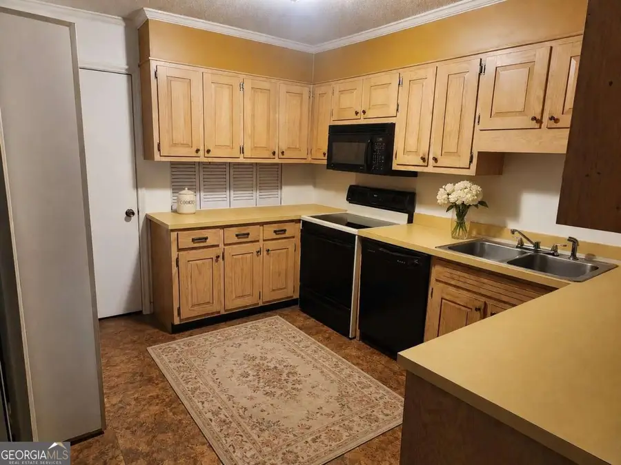 38 Willowick Court, Lithonia, GA 30038 - #3