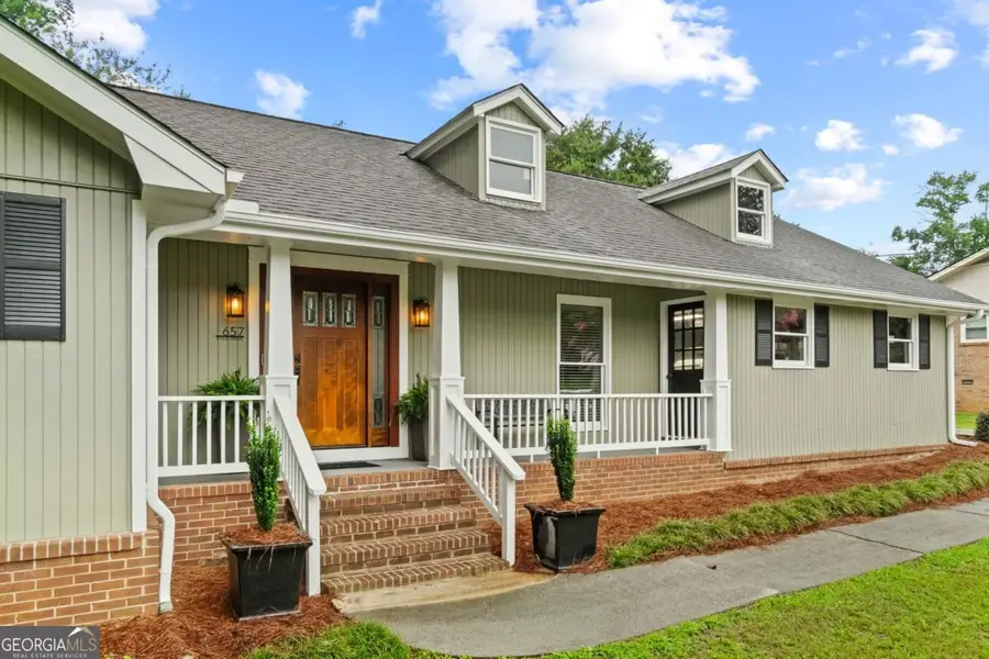 657 Cole Drive Sw, Lilburn, GA 30047 - #3