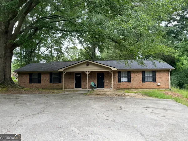 1026 Barn Oak Court Ne, Conyers, GA 30012