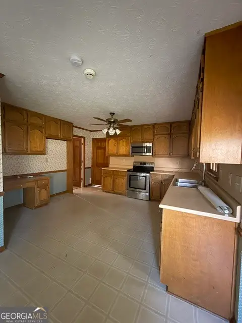 1726 Ridgedale Drive, Snellville, GA 30078 - #2