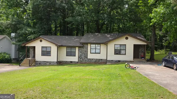 215 Handley Court, Tyrone, GA 30290