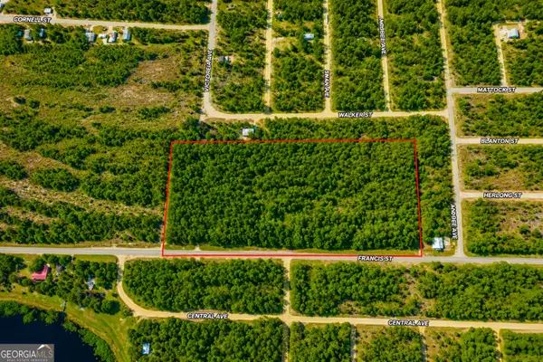 237 N Francis Street, Interlachen, FL 32148