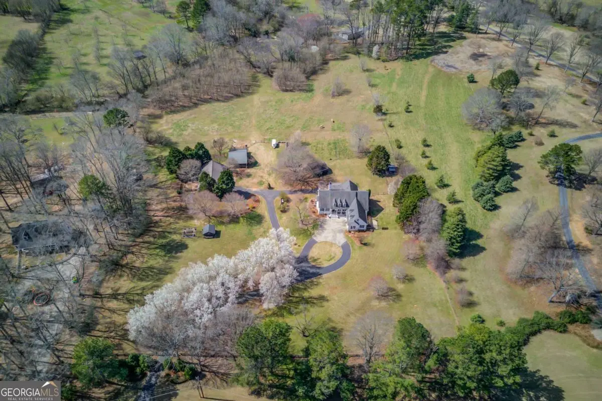 395 Bill Watkins Road, Hoschton, GA 30548 - #1