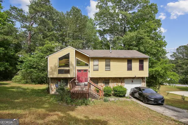 6930 Smoke Ridge Drive, Fairburn, GA 30213