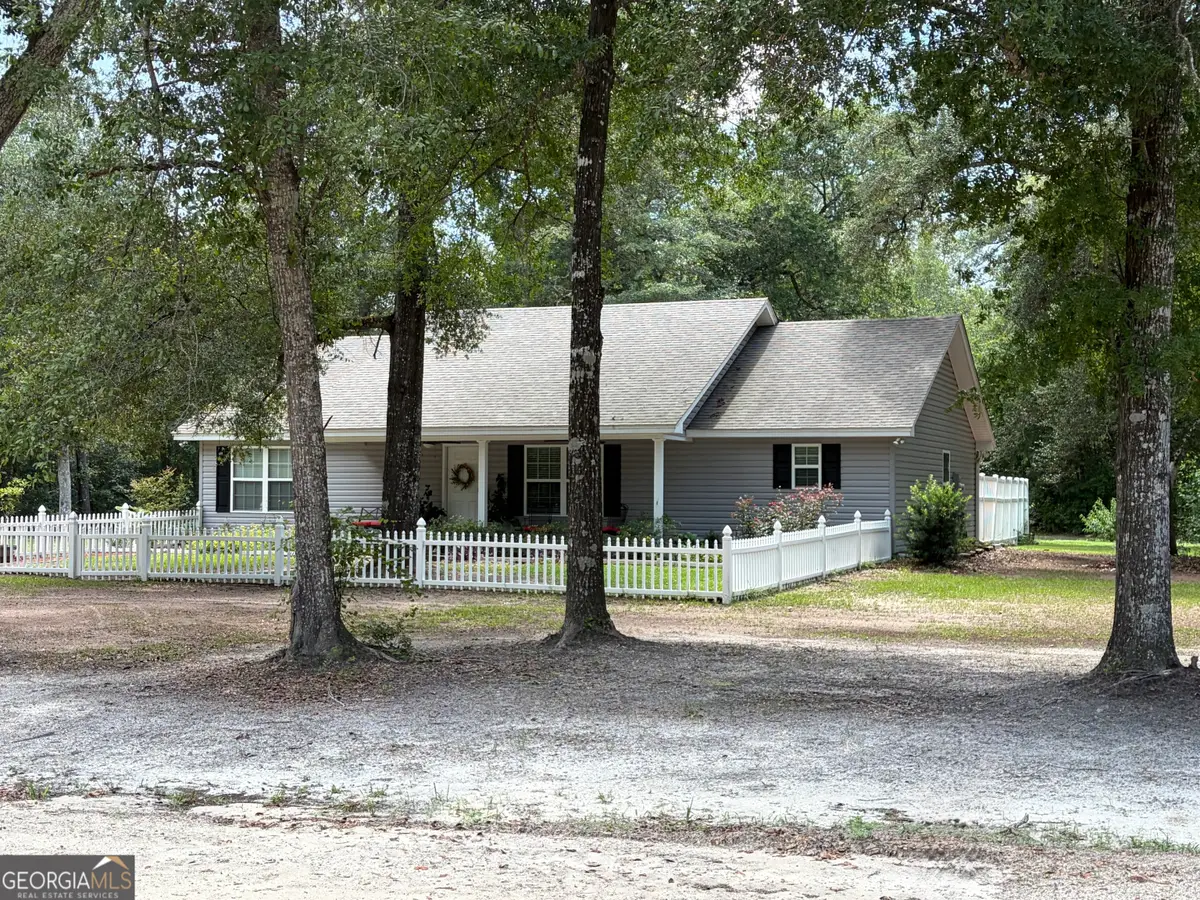 325 Creekview Drive, Hortense, GA 31543 - #1