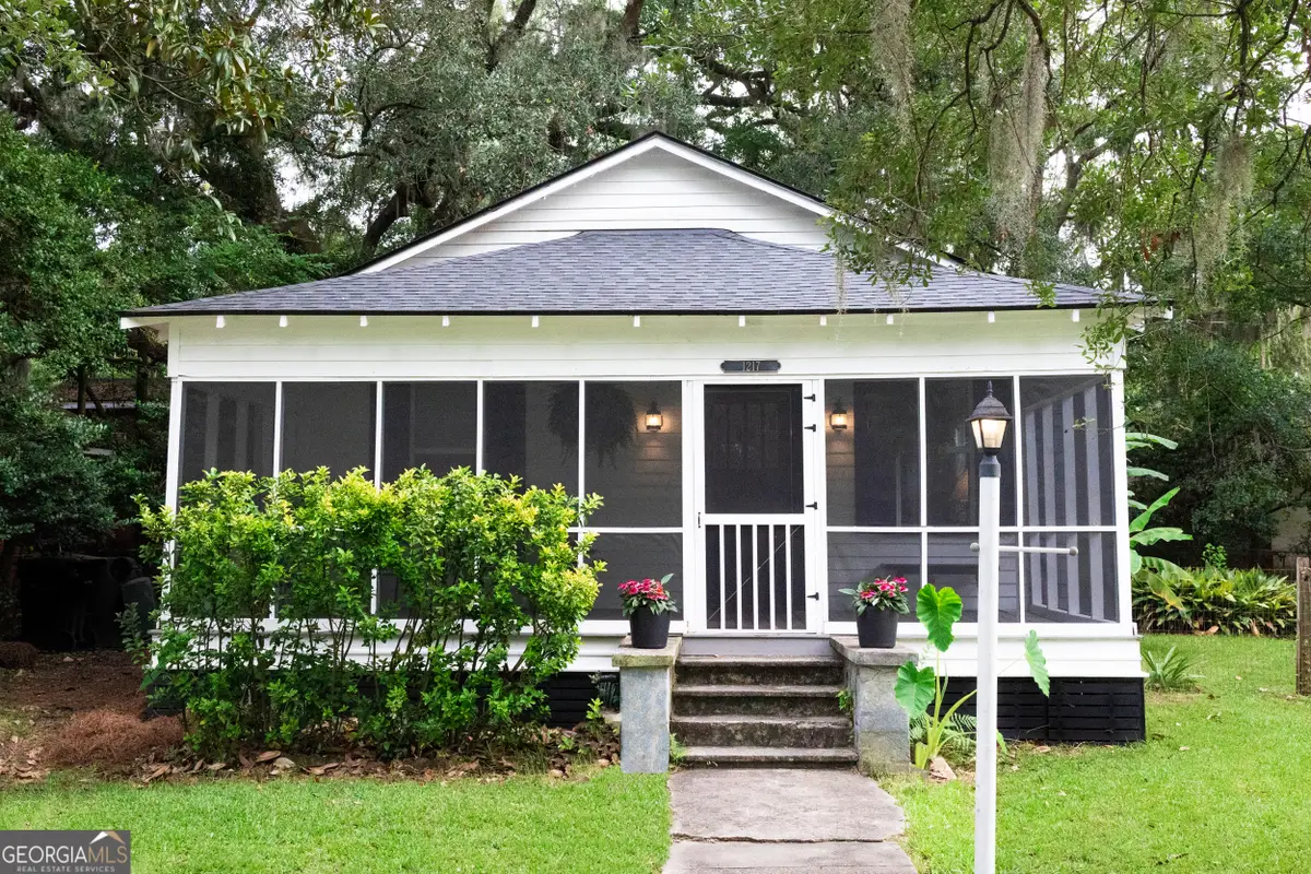 1217 E 67th Street, Savannah, GA 31404 - #1
