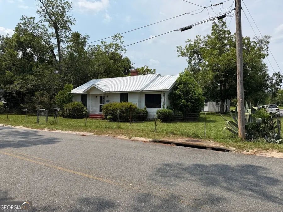 1302 Elizabeth Street, Waycross, GA 31503 - #2