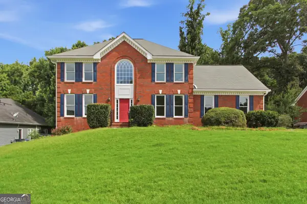 470 Fairway Walk Drive, Lawrenceville, GA 30043