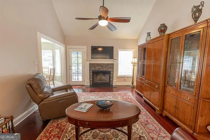 3880 Byrnwycke Drive, Buford, GA 30519 - #3