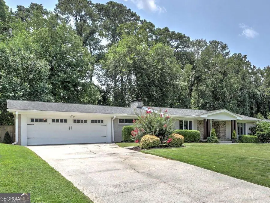 715 Glenforest Road, Sandy Springs, GA 30328 - #3
