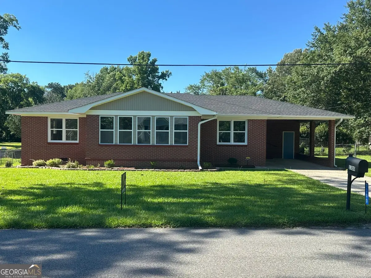 1300 Stonewall Street, Dublin, GA 31021 - #1