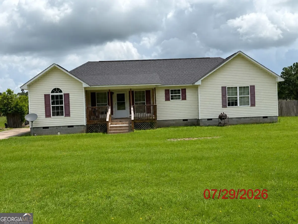 257 E Railroad Street, Jeffersonville, GA 31044 - #1