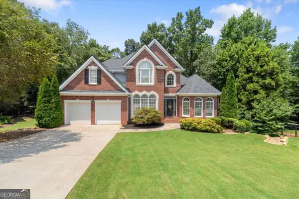 4303 Summit Oaks Lane Ne, Roswell, GA 30075