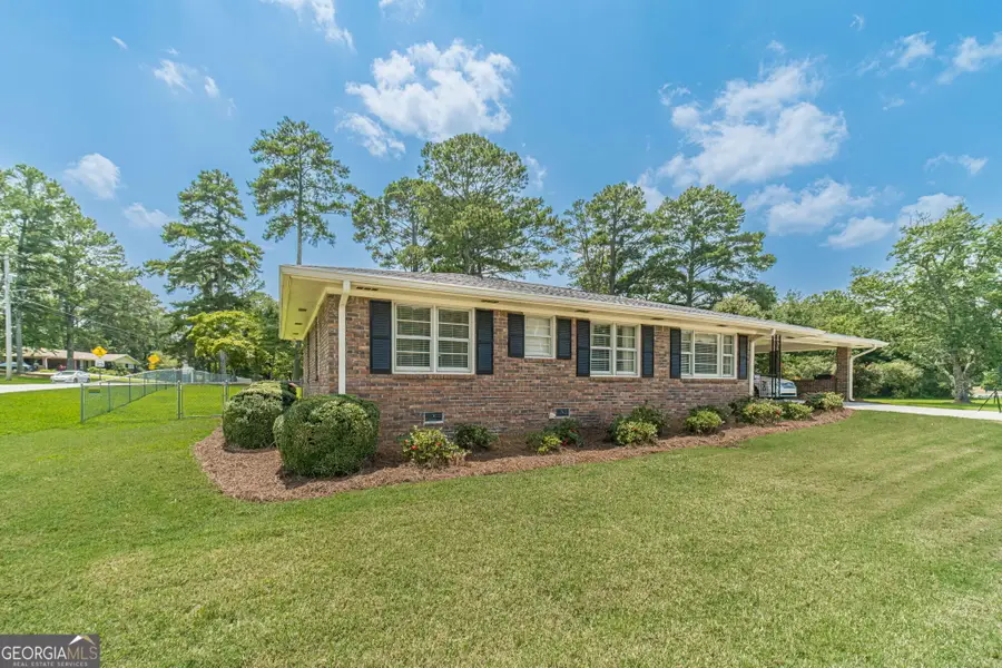 2303 Rockbridge Road, Stone Mountain, GA 30087 - #2