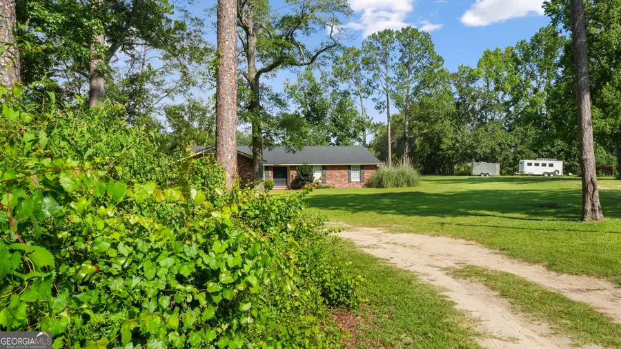 212 Linwood Road, Jesup, GA 31545 - #3
